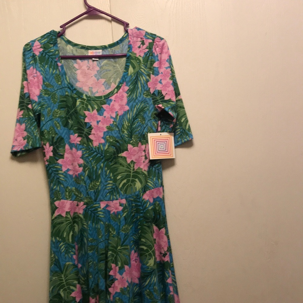LuLaRoe Nicole sz/L